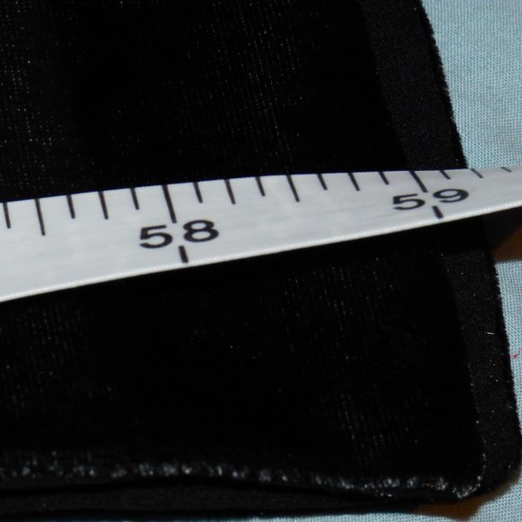 Echo Fall colors scarf & Loft Black velvet gloves - Picture 4 of 11